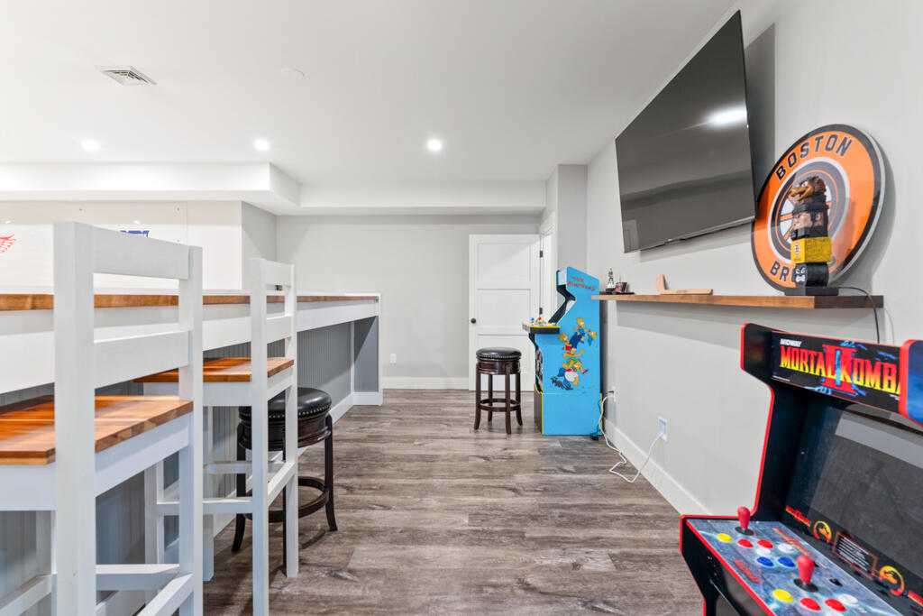 7 Freedom Drive Falmouth ME 04105