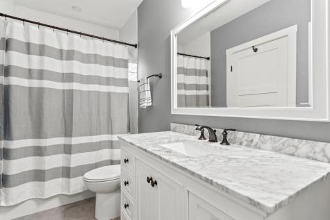 7 Freedom Drive Falmouth ME 04105