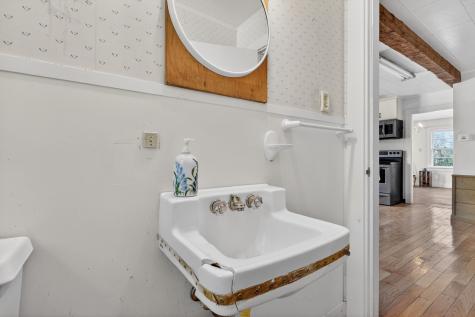 198 Medomak Road Bremen ME 04551