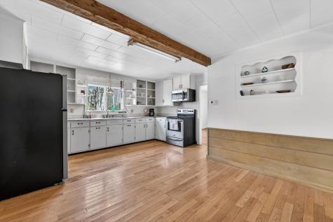 198 Medomak Road Bremen ME 04551