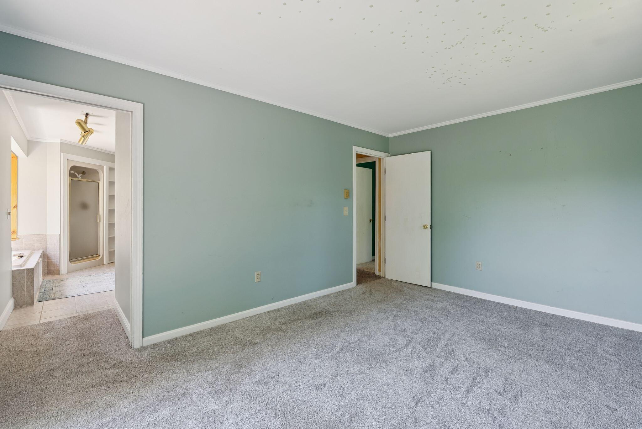 1048 Sawyer Road Cape Elizabeth ME 04107