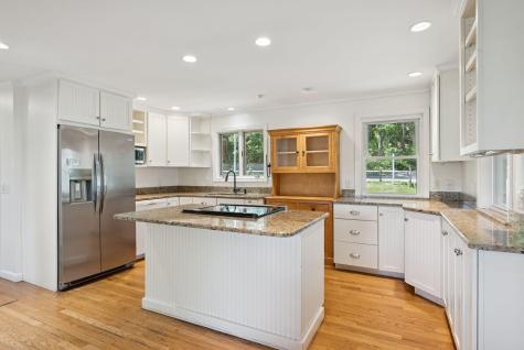 1048 Sawyer Road Cape Elizabeth ME 04107