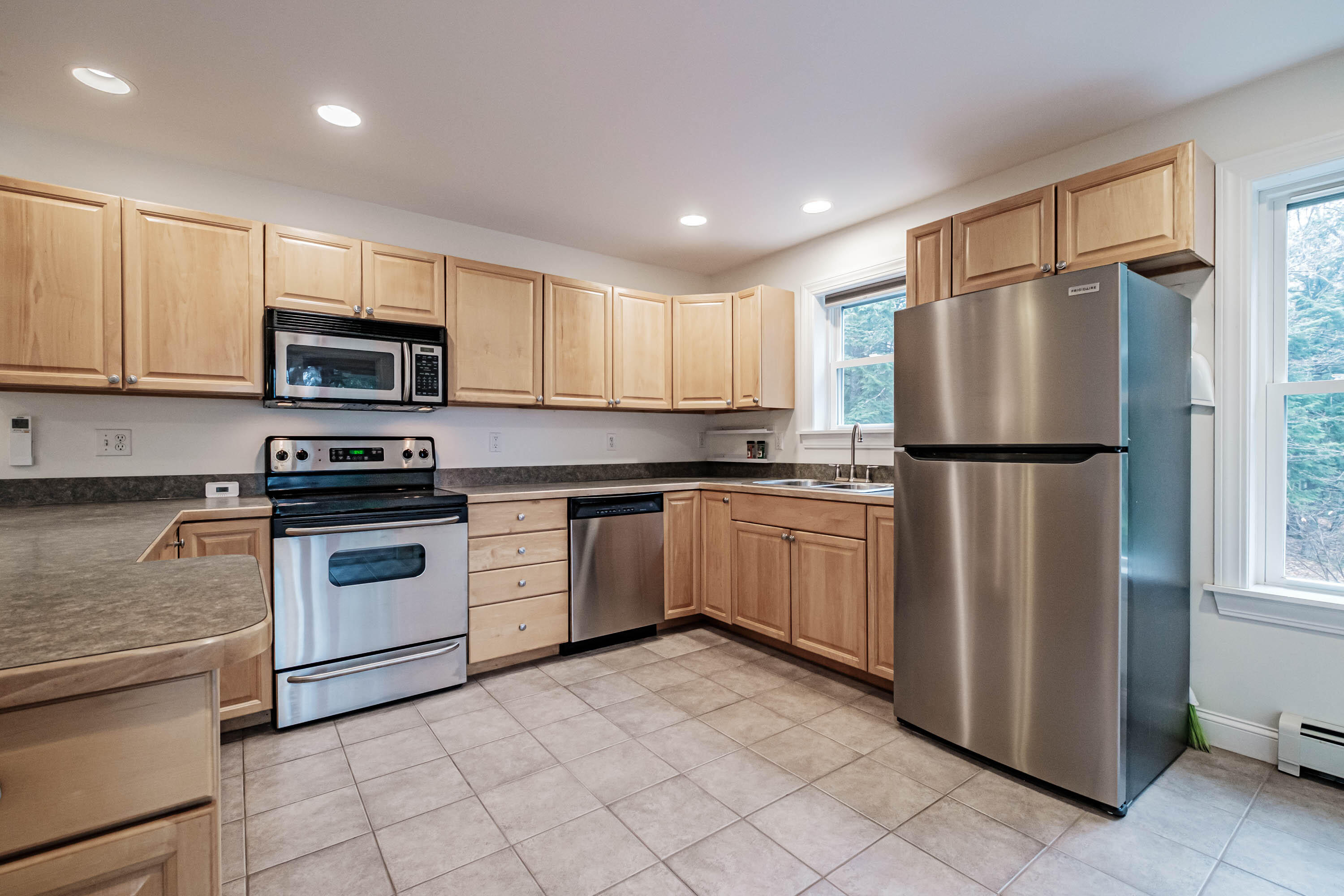 42 Winding Way Raymond ME 04071
