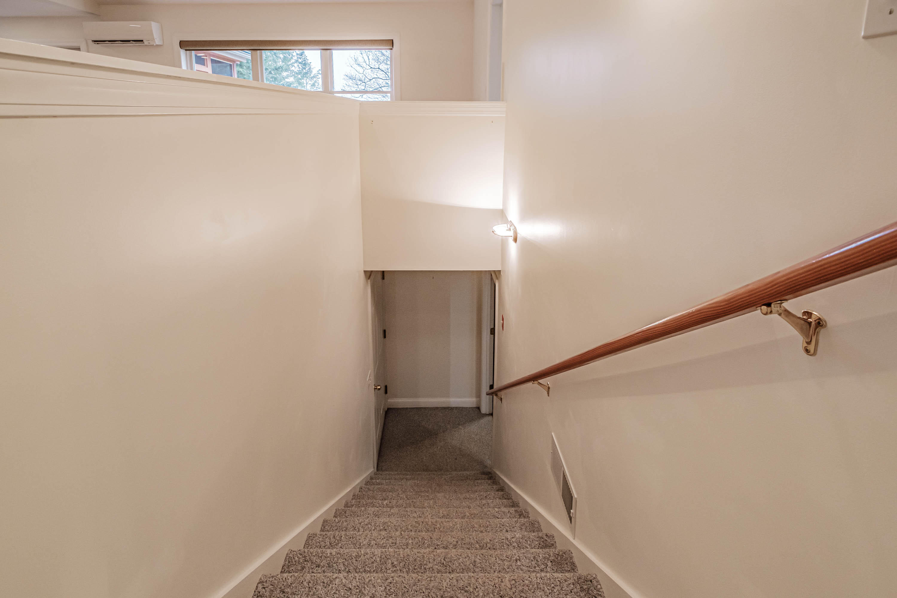 42 Winding Way Raymond ME 04071