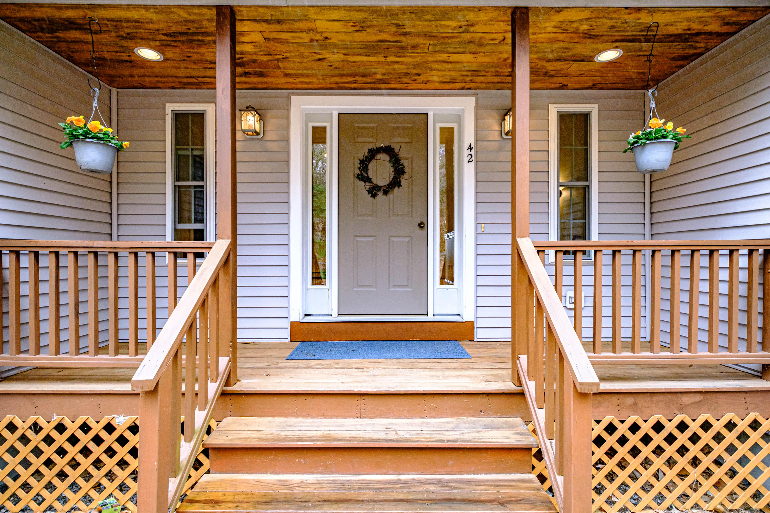 42 Winding Way Raymond ME 04071