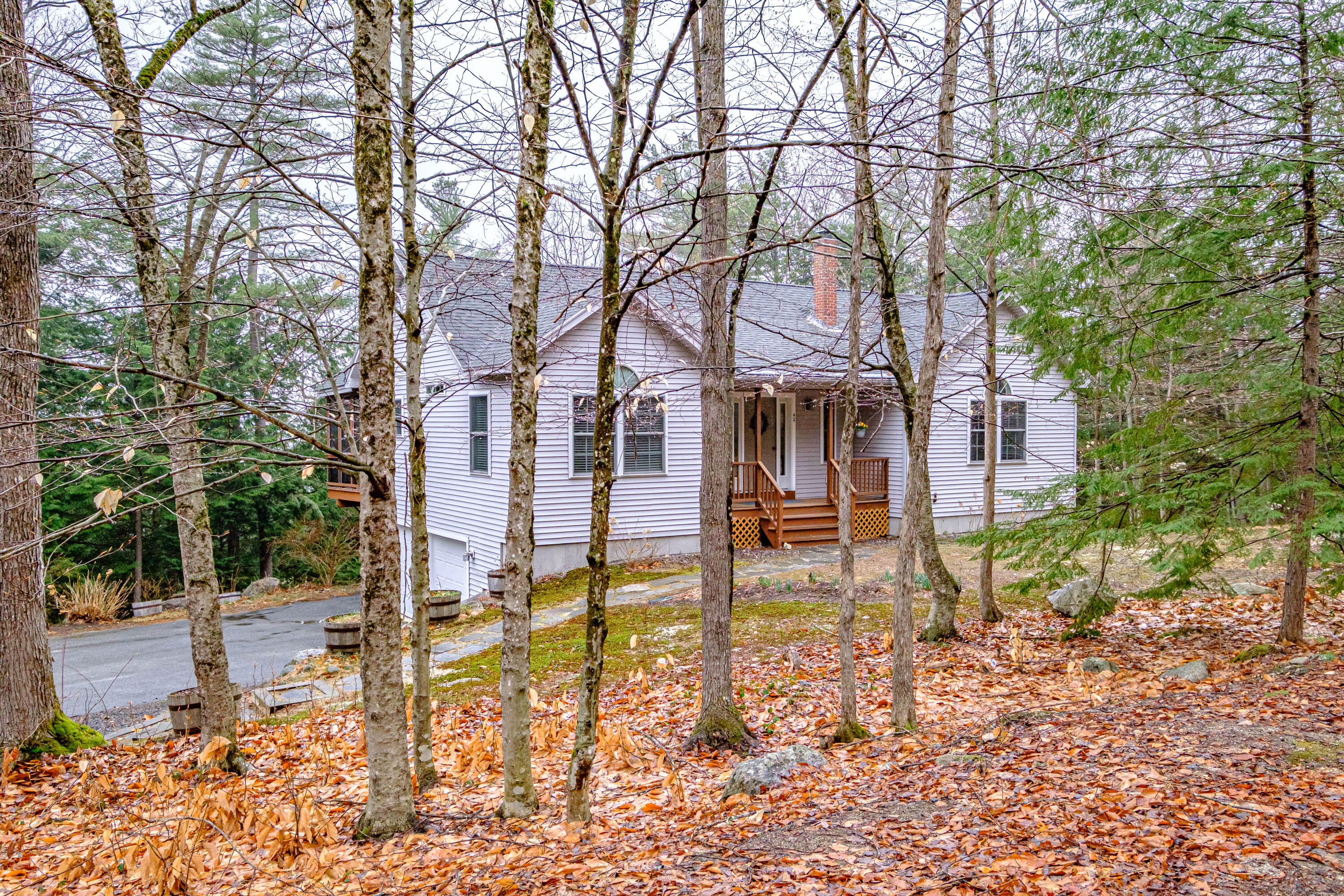 42 Winding Way Raymond ME 04071