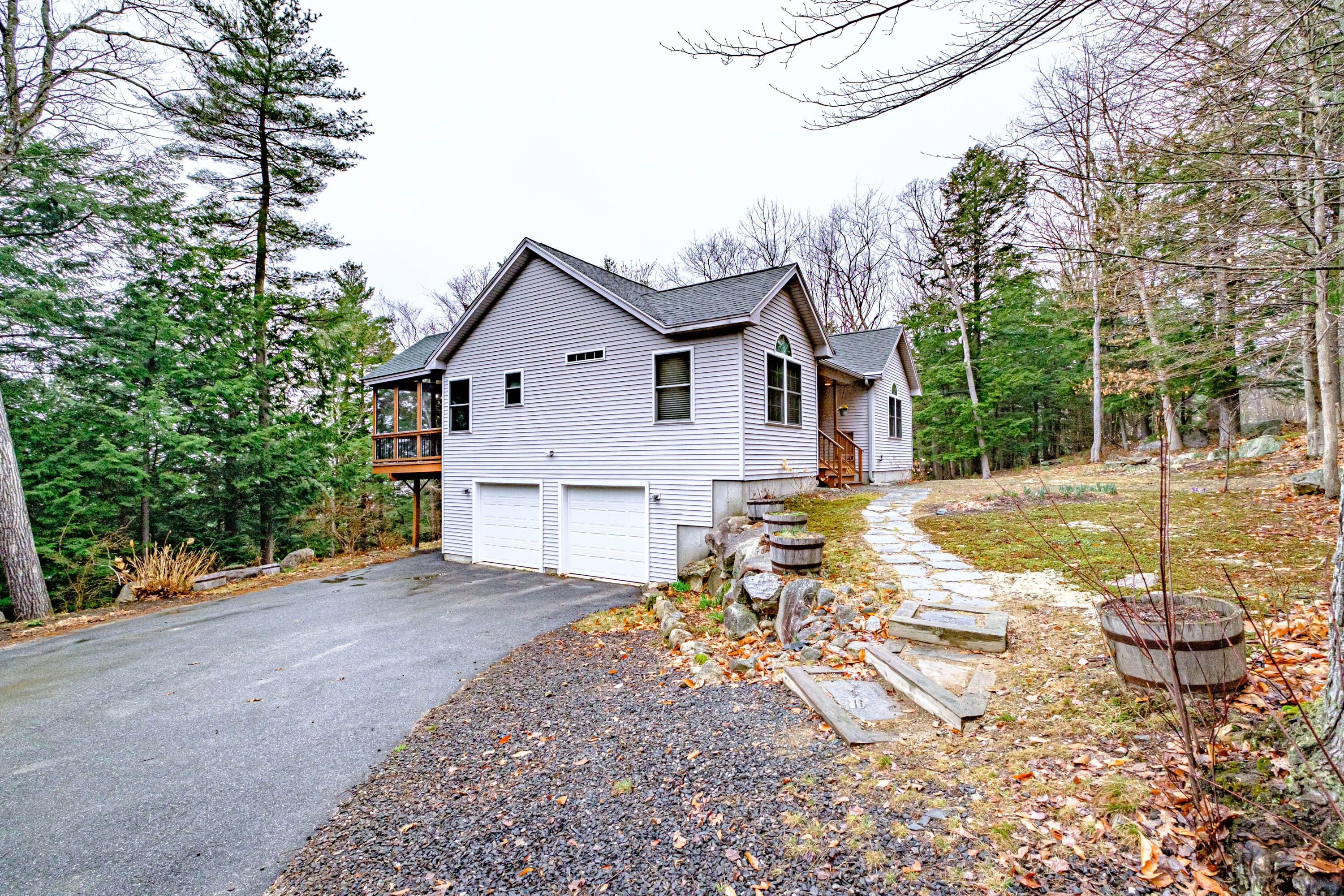 42 Winding Way Raymond ME 04071