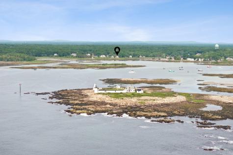 6 Brooks Street Kennebunkport ME 04046