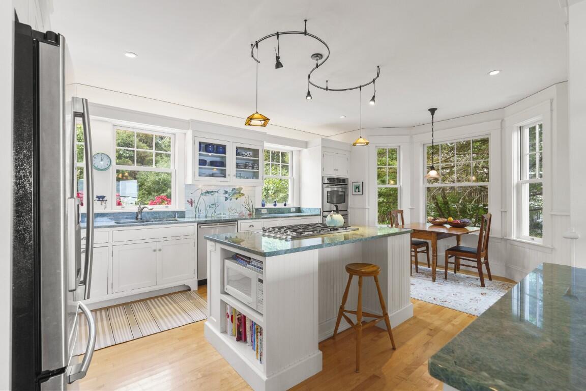 7 Bayberry Lane Southport ME 04576