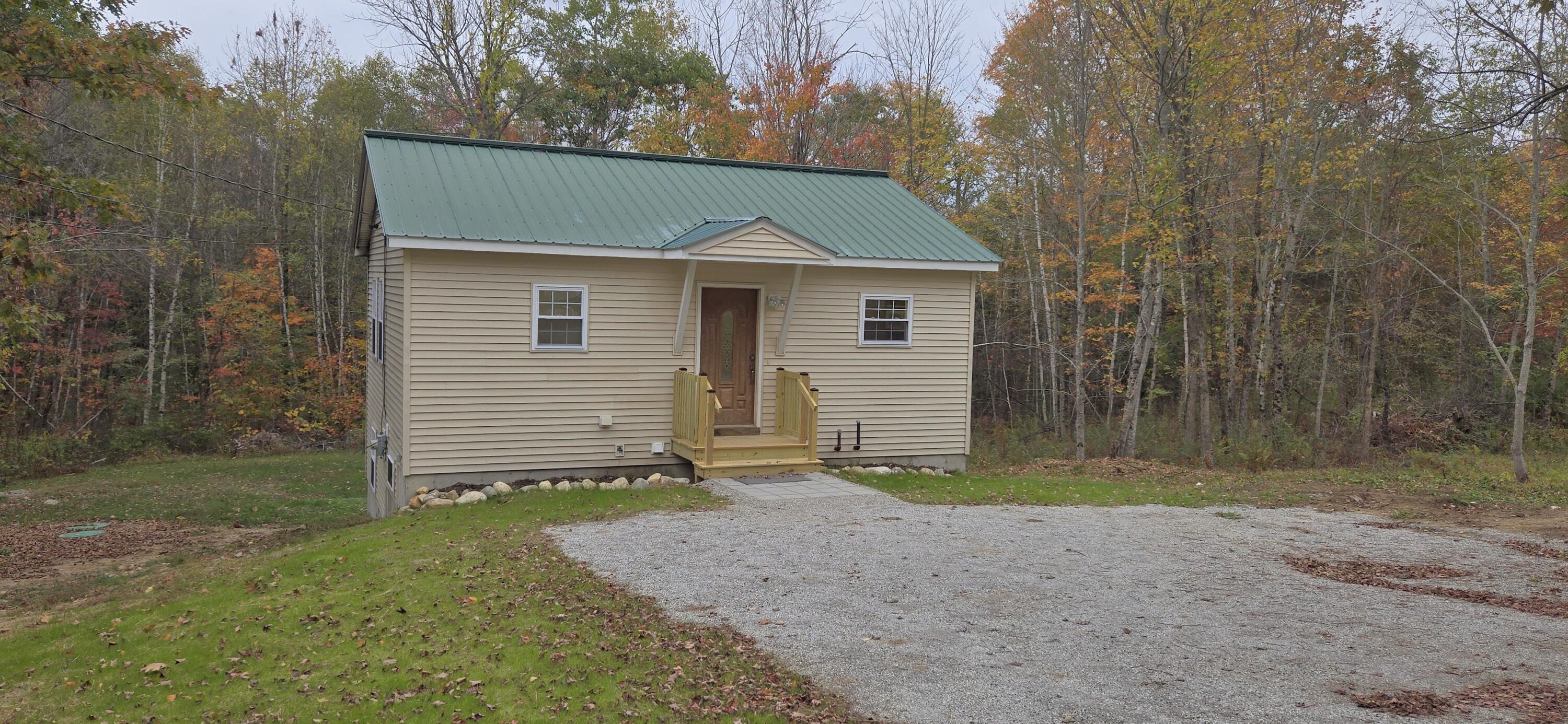 31 Sodom Road Hebron ME 04238