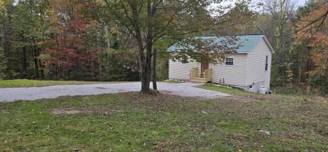 31 Sodom Road Hebron ME 04238