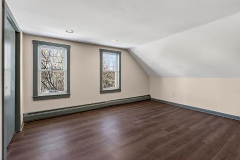 87 Pioneer Avenue Sanford ME 04073