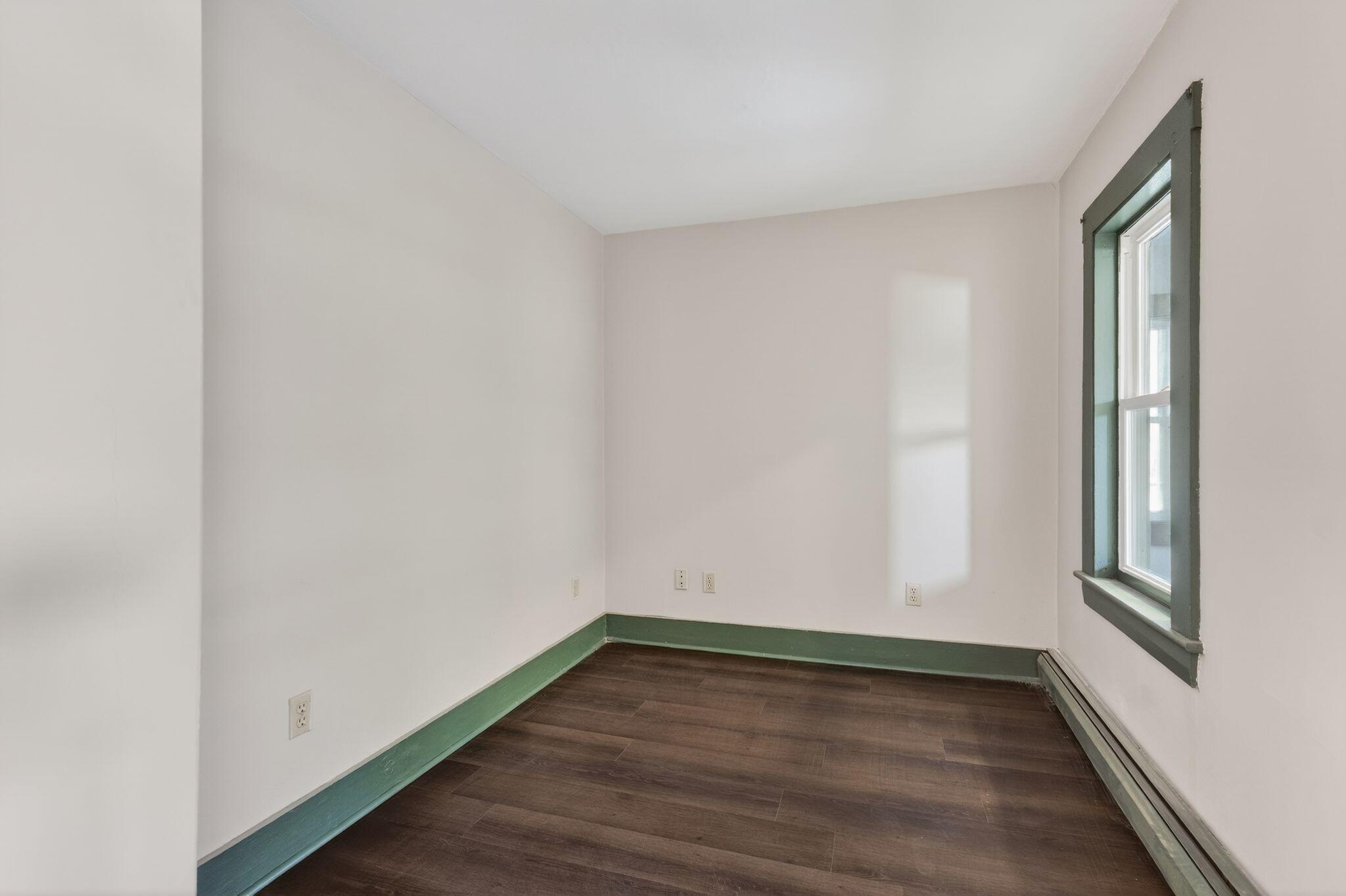 87 Pioneer Avenue Sanford ME 04073