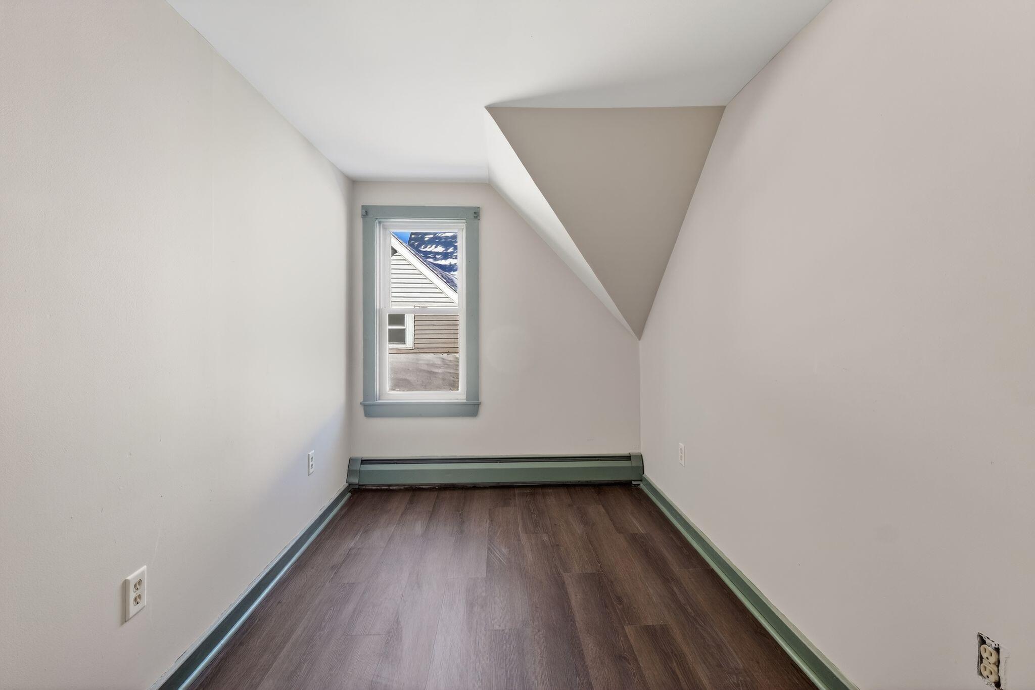 87 Pioneer Avenue Sanford ME 04073