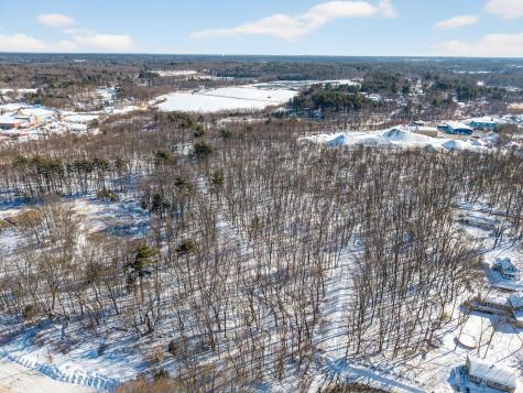 87 Pioneer Avenue Sanford ME 04073