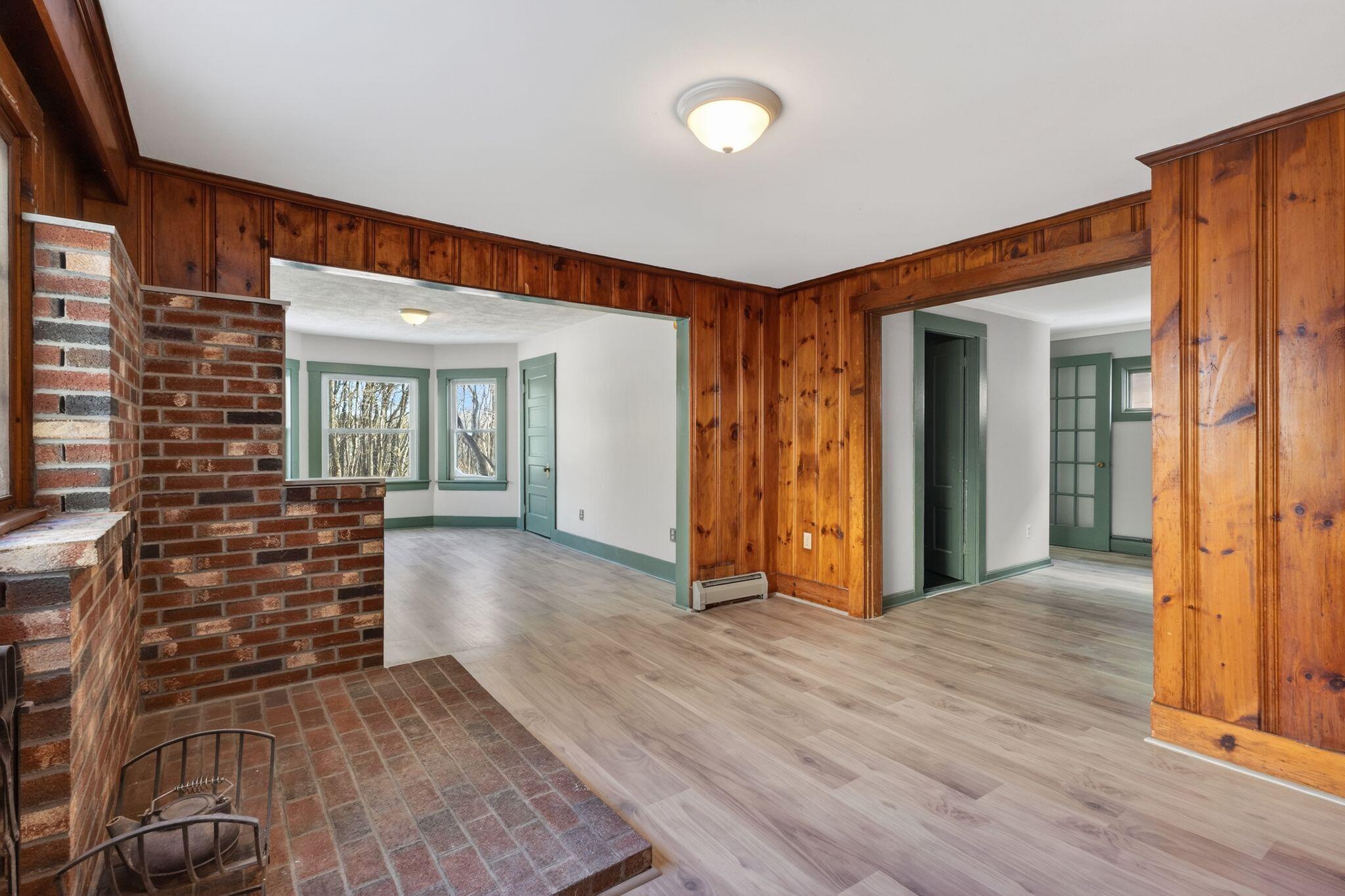 87 Pioneer Avenue Sanford ME 04073