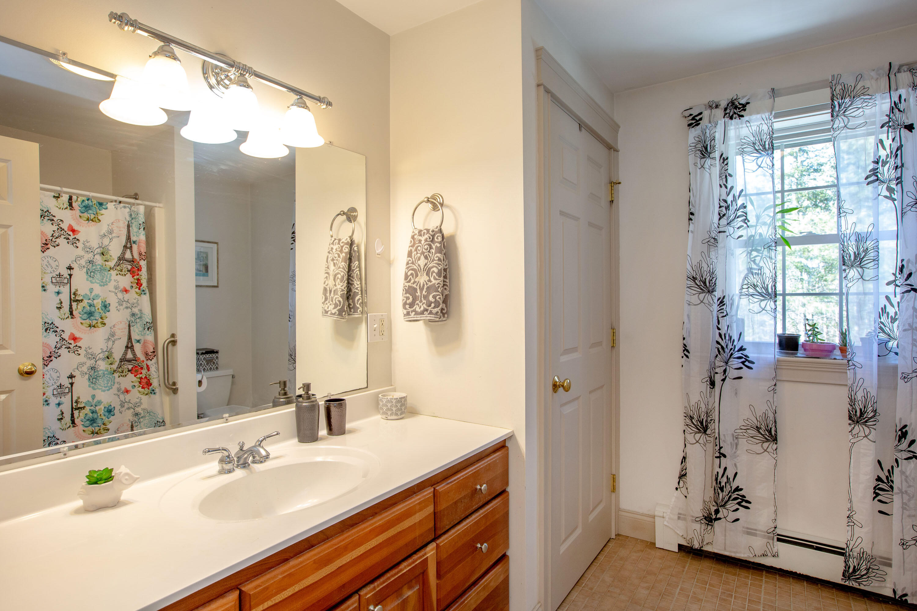 35 Borskis Way Wiscasset ME 04578