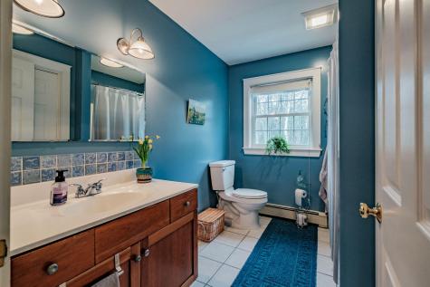 20 Kimberley Circle Brunswick ME 04011