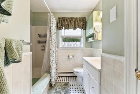 19 Wing Street Lisbon ME 04252