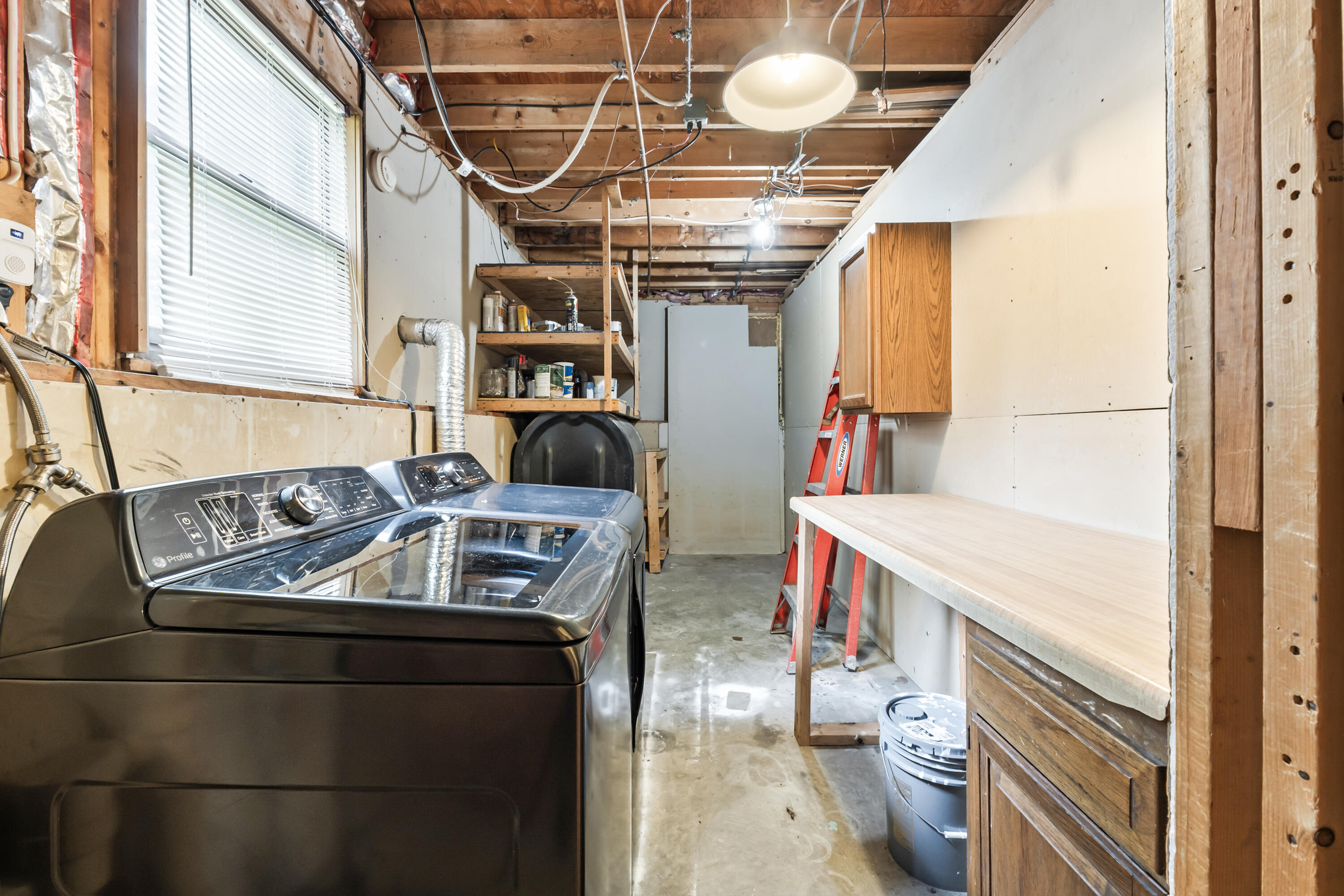 19 Wing Street Lisbon ME 04252