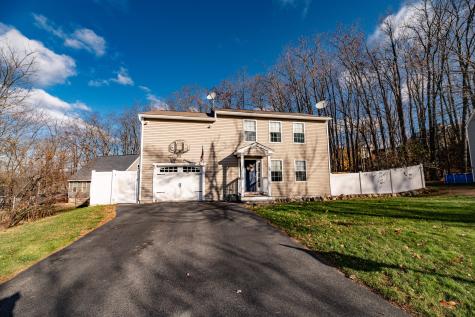 12 St James Place Lewiston ME 04240