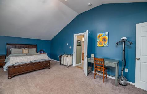 12 St James Place Lewiston ME 04240