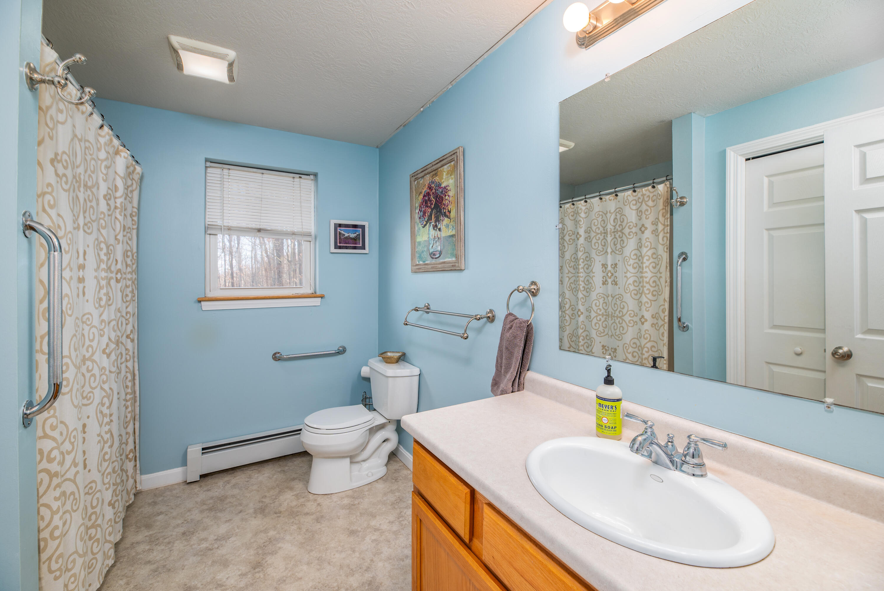 12 St James Place Lewiston ME 04240