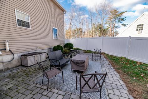 12 St James Place Lewiston ME 04240