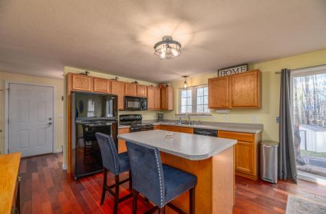 12 St James Place Lewiston ME 04240