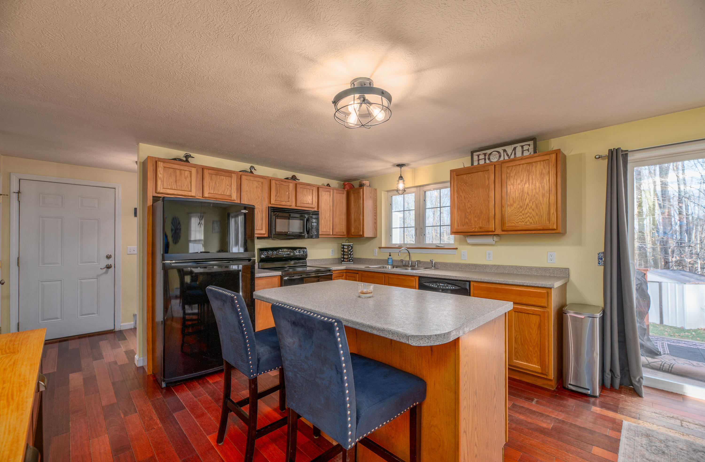 12 St James Place Lewiston ME 04240