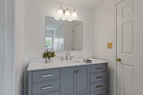 18-a Ginger Place Sidney ME 04330