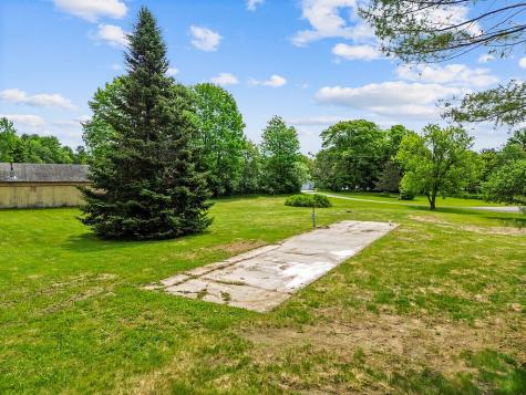 18-a Ginger Place Sidney ME 04330