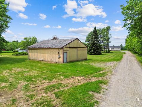 18-a Ginger Place Sidney ME 04330