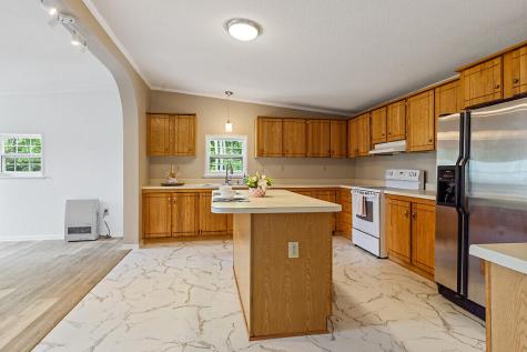 18-a Ginger Place Sidney ME 04330