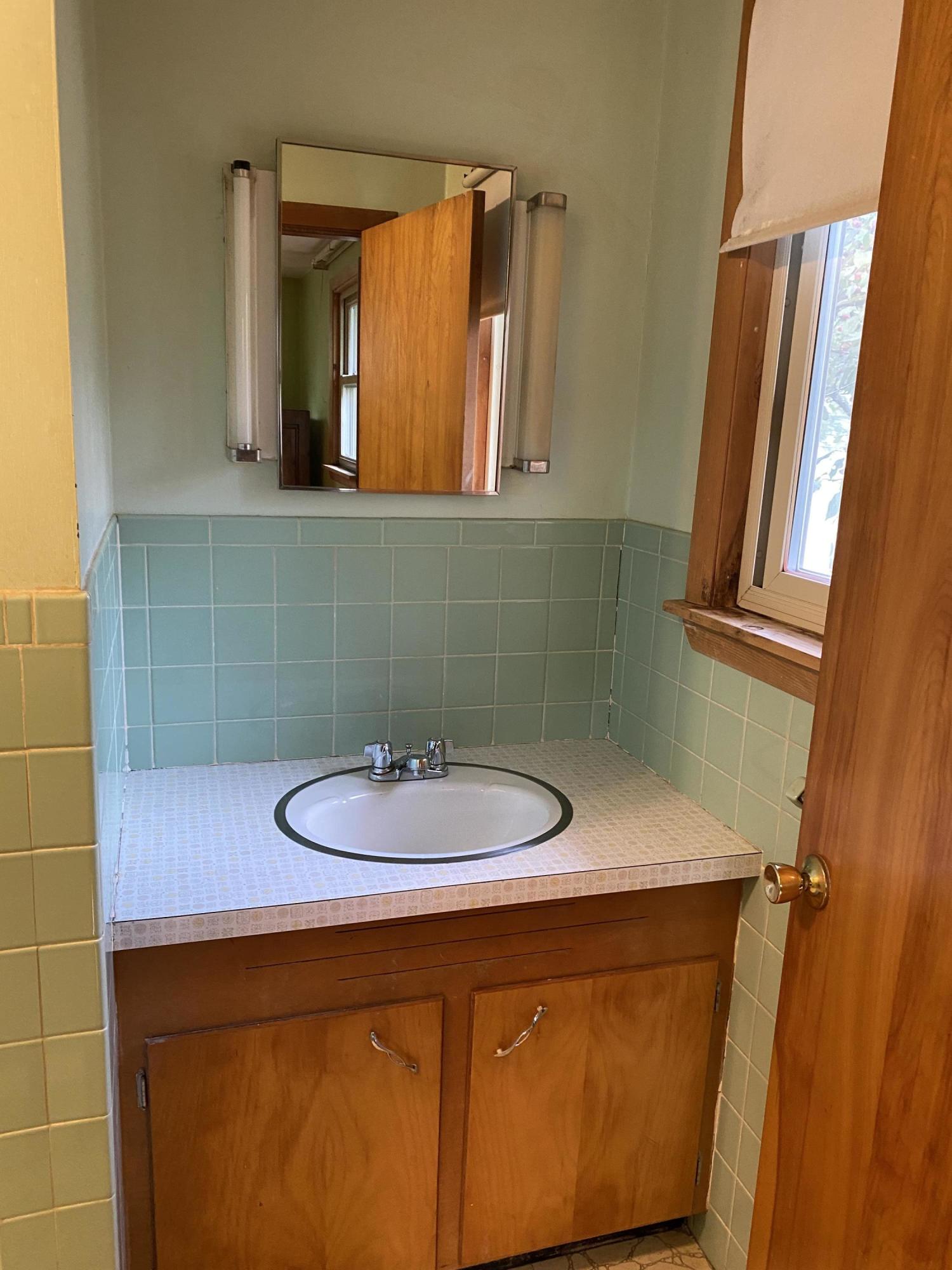 13 Sunset Drive Orono ME 04473