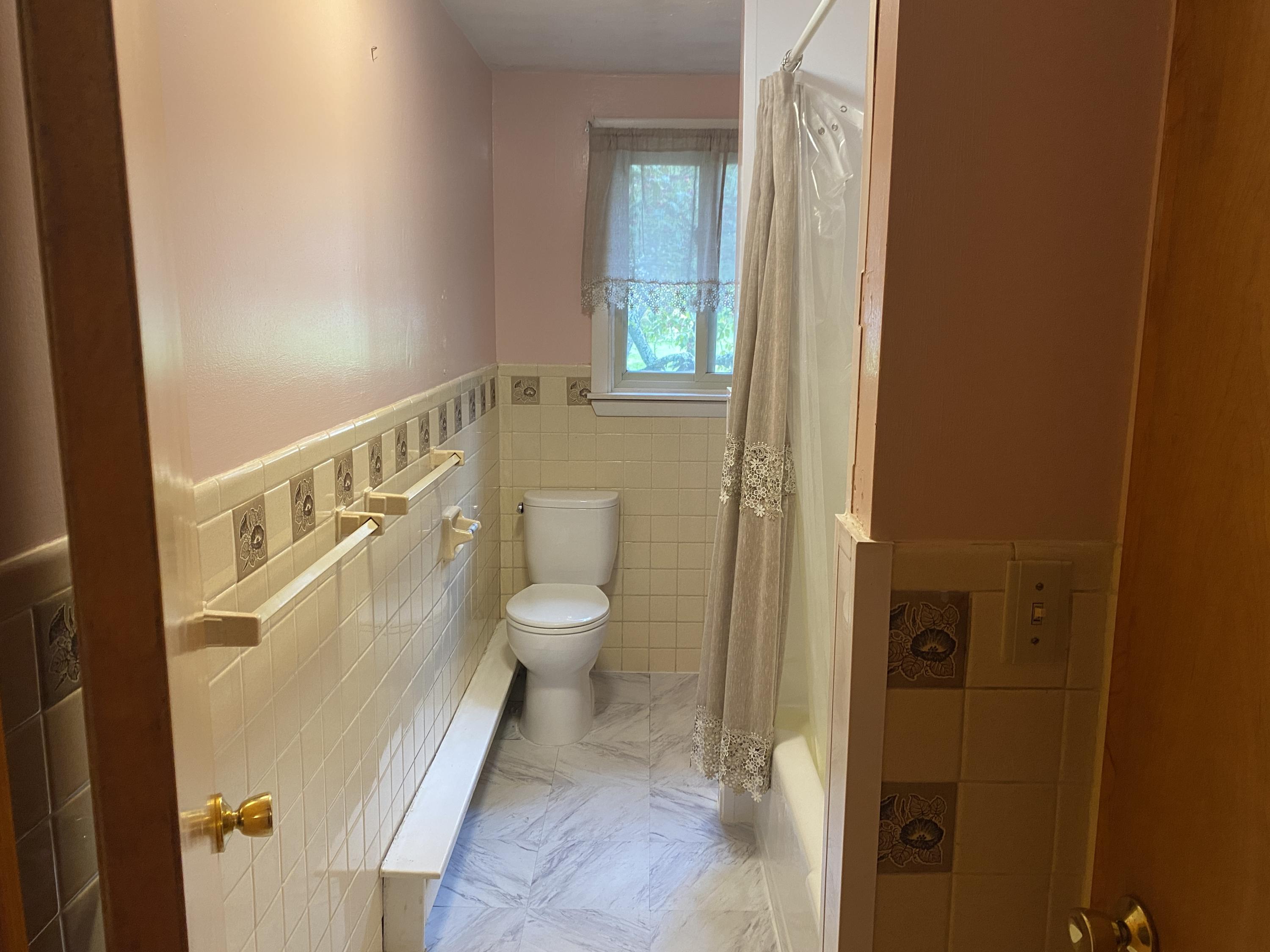 13 Sunset Drive Orono ME 04473