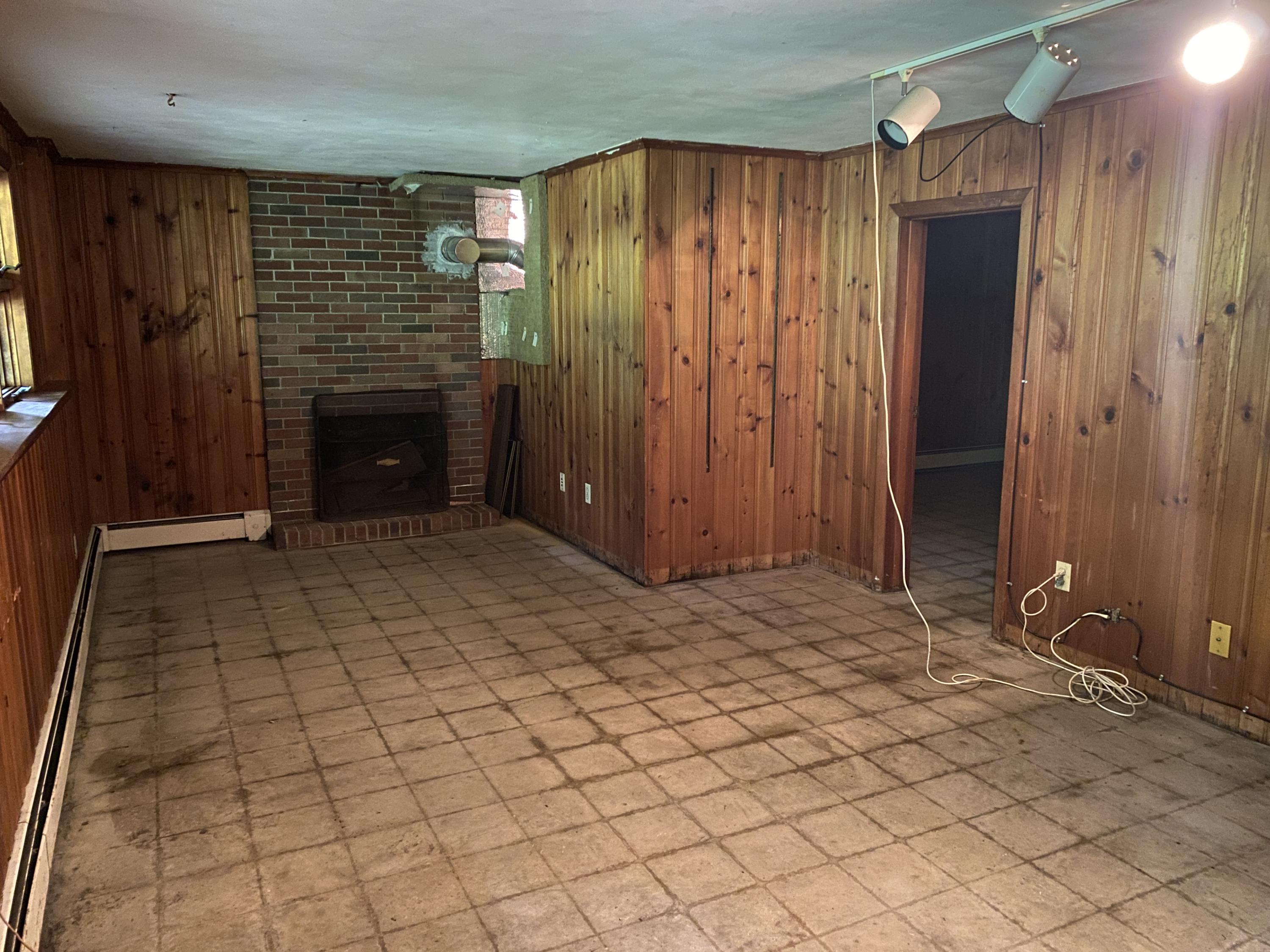 13 Sunset Drive Orono ME 04473
