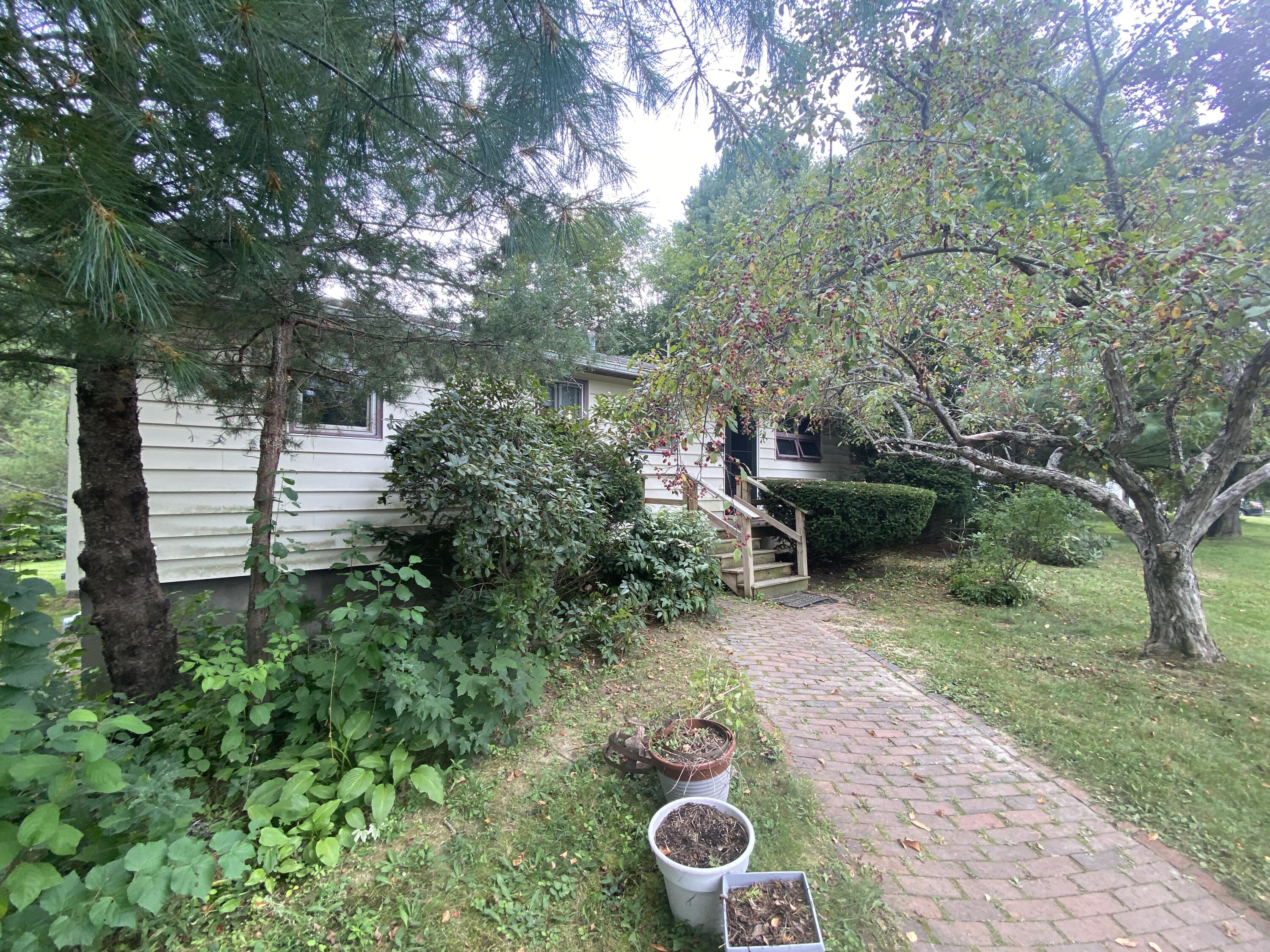 13 Sunset Drive Orono ME 04473