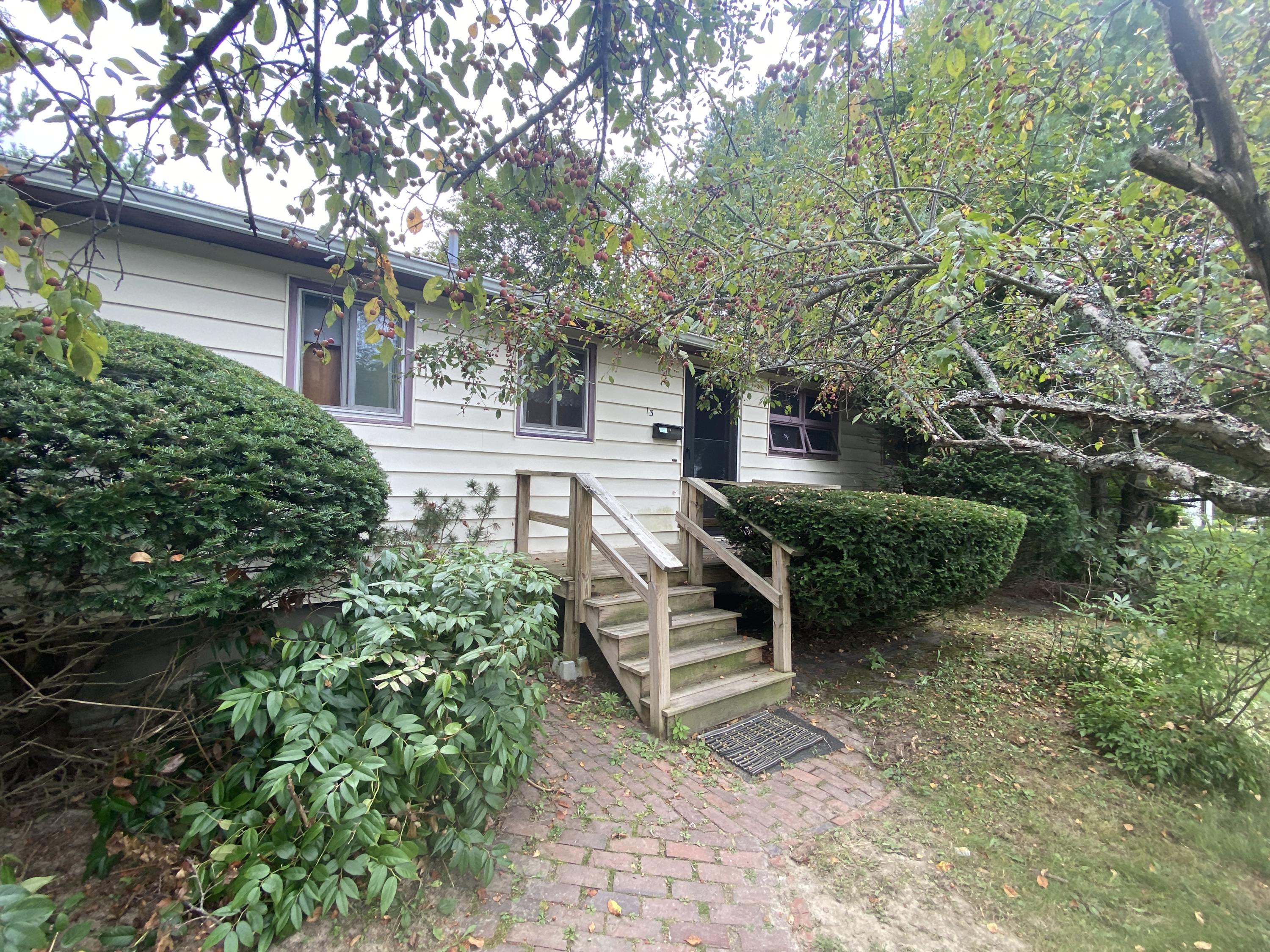 13 Sunset Drive Orono ME 04473