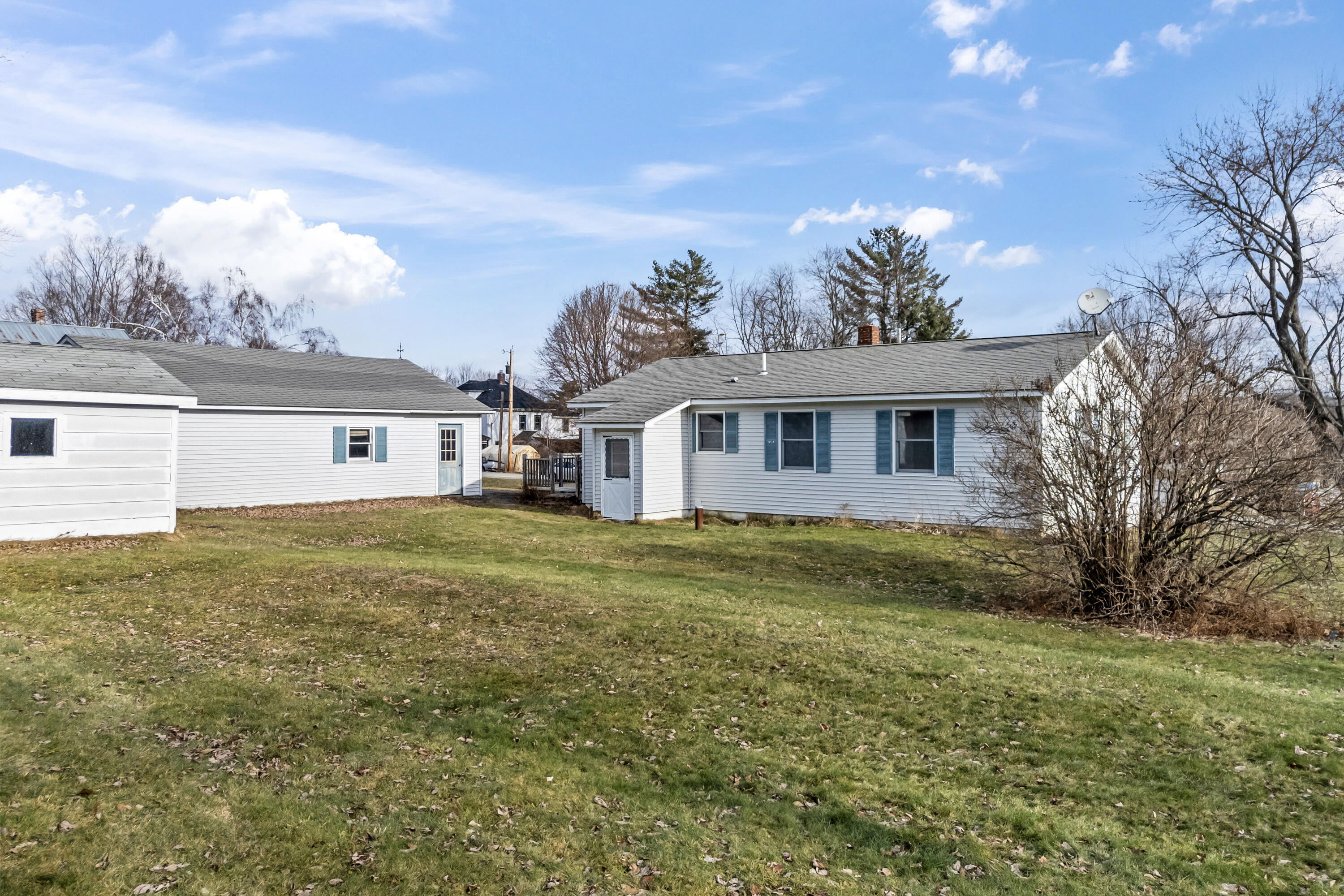 31 Ireland Avenue Corinna ME 04928