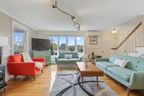 11 Sunset Avenue Lisbon ME 04252