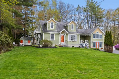 11 Sunset Avenue Lisbon ME 04252