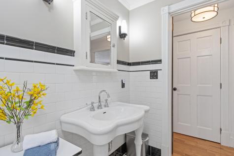 11 Sunset Avenue Lisbon ME 04252