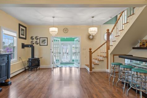 11 Sunset Avenue Lisbon ME 04252