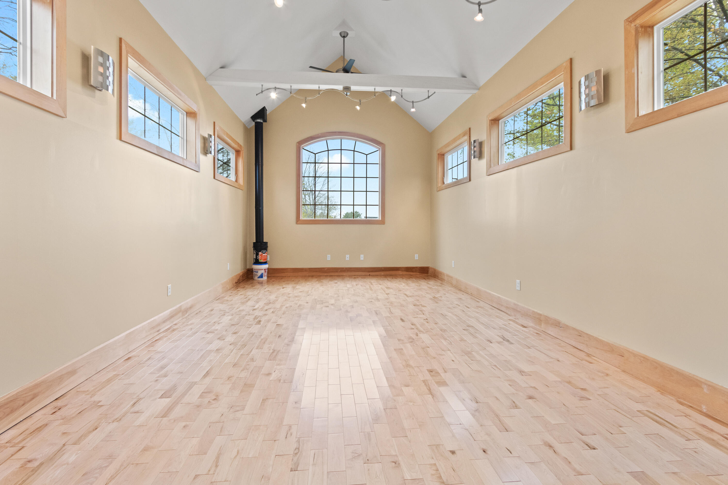 11 Sunset Avenue Lisbon ME 04252