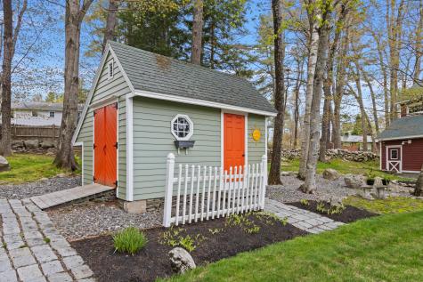 11 Sunset Avenue Lisbon ME 04252