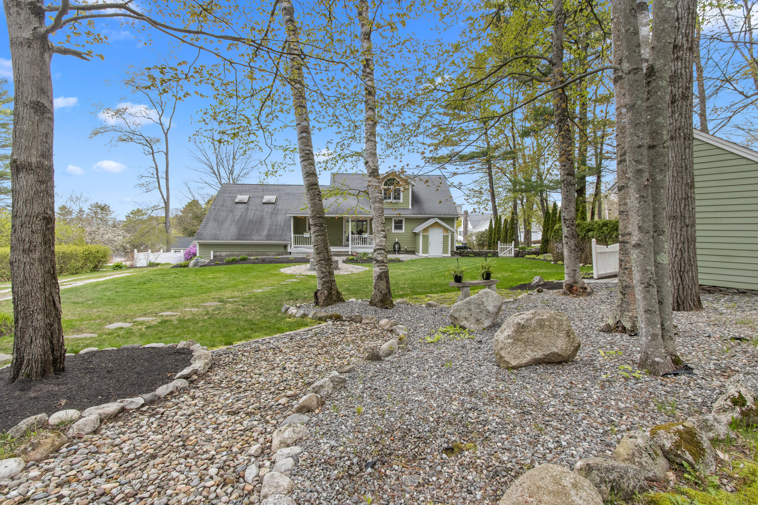 11 Sunset Avenue Lisbon ME 04252