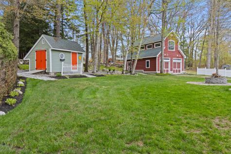 11 Sunset Avenue Lisbon ME 04252