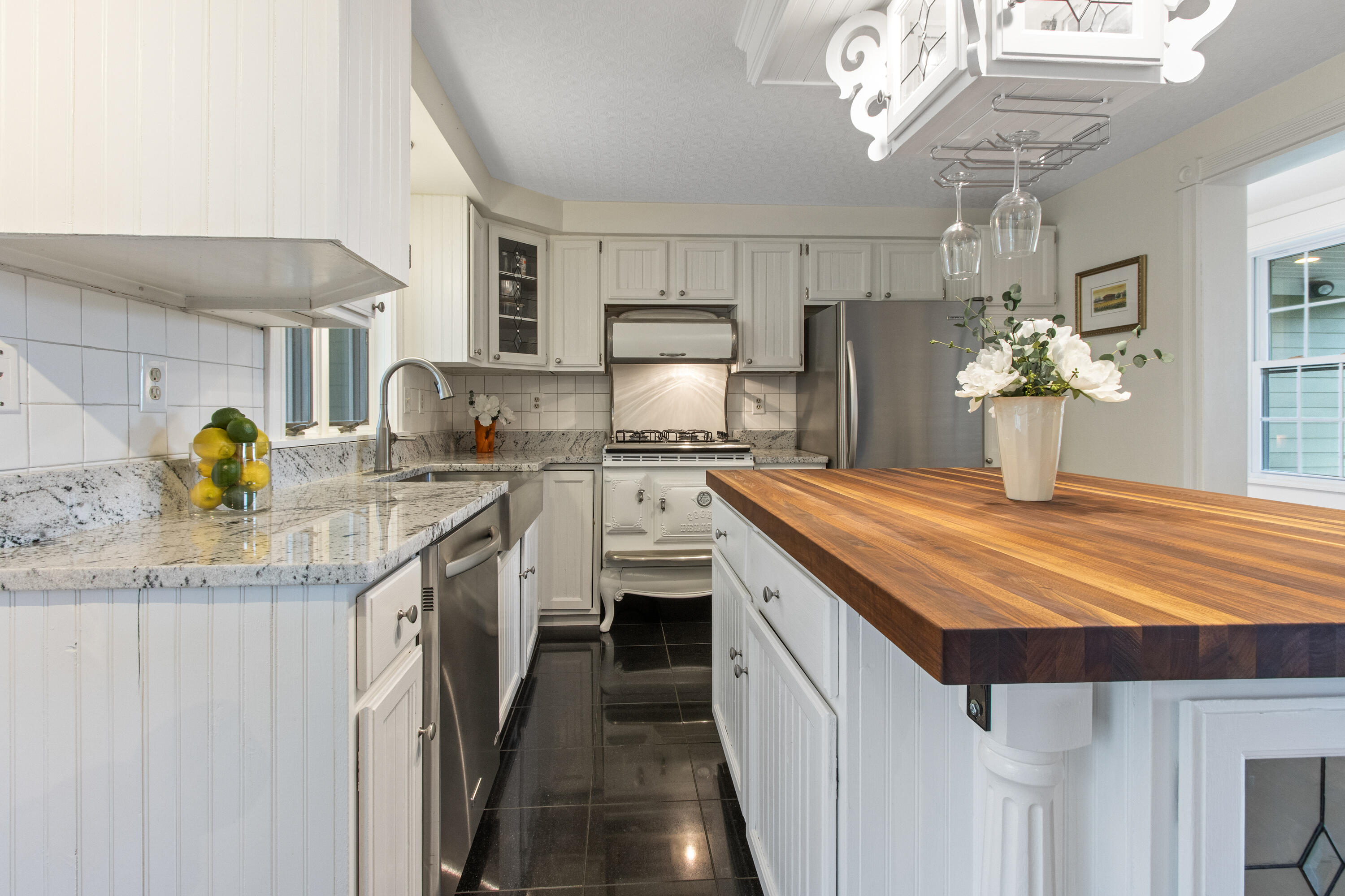 11 Sunset Avenue Lisbon ME 04252