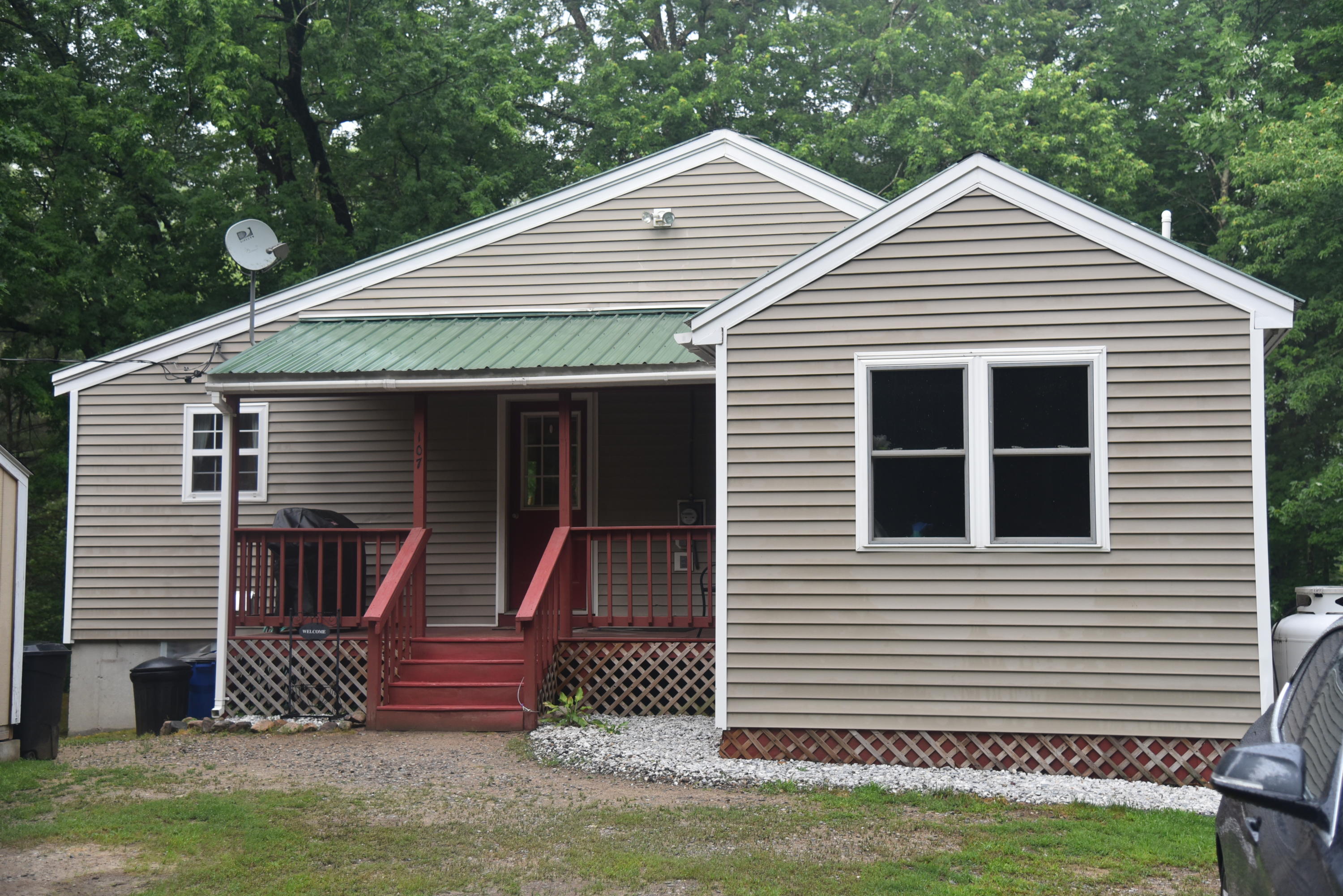 107 Maplewood Drive Naples ME 04055